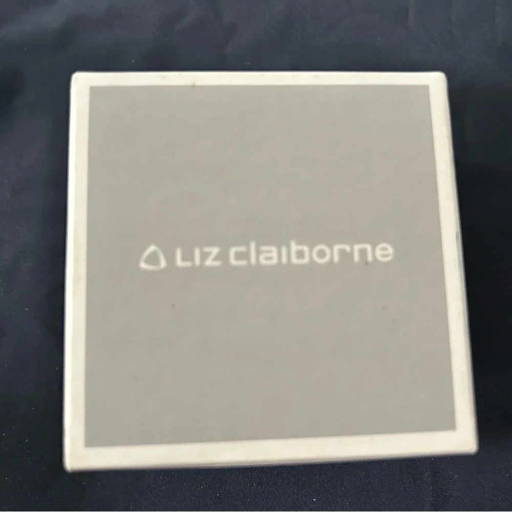 Liz Claiborne this exquisite